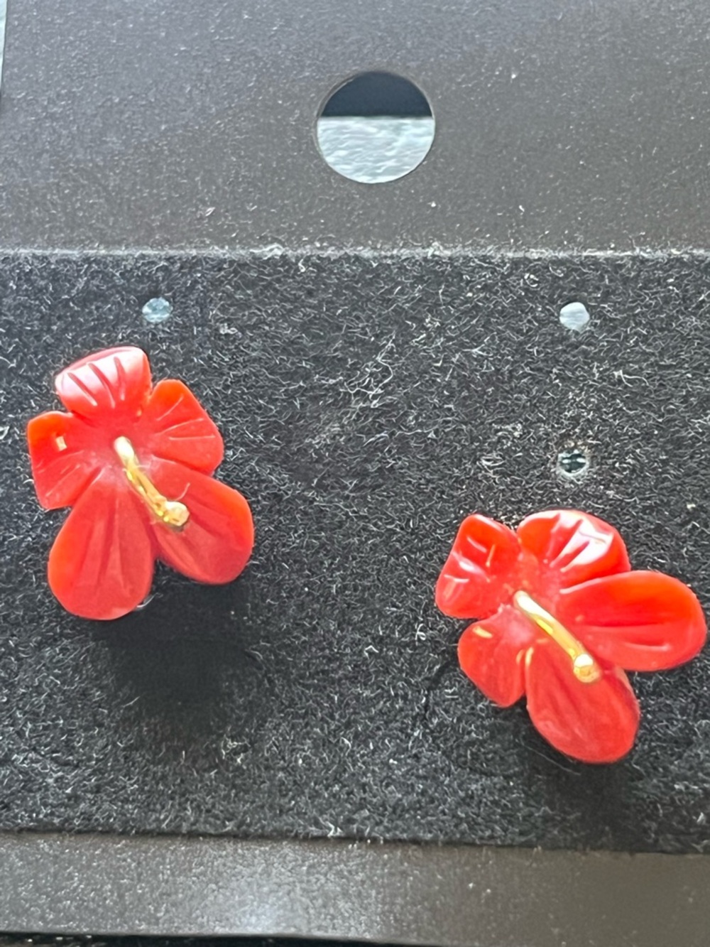14K Gold/Red Coral Hibiscus Ring and Earring set. - Picture 3 of 5